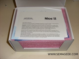 81  320x240 kit nios 3c25 02 Présentation du kit Nios II Altera Cyclone III 3C25.
