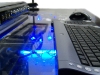 thumbs desktopclose The Desk : Un ordinateur intégré dans un bureau vraiment très design.