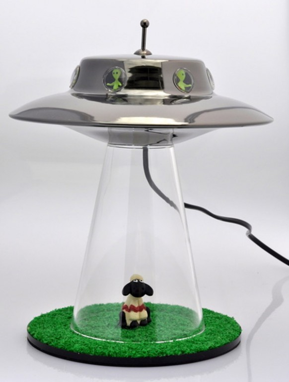 alien_abduction_lamp