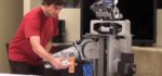 PR2 : un Robot qui apprend les mouvements primitifs.