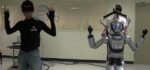 Mahru : Le robot humanoïde piloté par télé-opérateur.