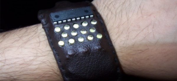 DIY Fabriquer une montre la fois Binaire et POV Semageek