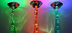 Une lampe de téléportation OVNI faite main.