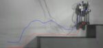 Un robot qui a une technique particulière pour monter et descendre les escaliers