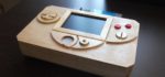 Case Mod : Une console Nintendo NES portable en bois.