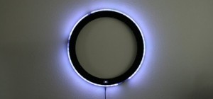 Equinox Clock : Une horloge murale originale avec 60 LED RVB