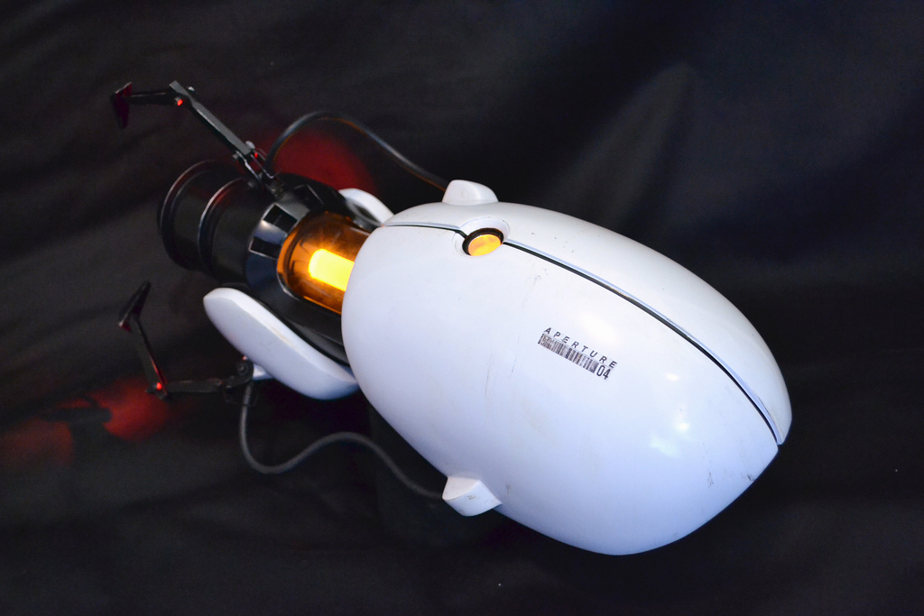 Portal Gun : Une réplique DIY de l'arme de téléportation de Portal