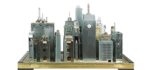 Des sculptures de villes miniatures réalisées avec des vieux composants technologiques