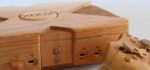 Art Geek : Une magnifique sculpture de Xbox taillé dans le bois