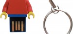 Need ! Une clé USB LEGO officielle.