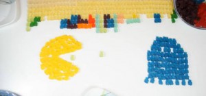 Une vidéo stop motion bien geek réalisée avec des ours en gélatine