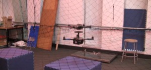Video : Des quadrotors réalisant des manoeuvres encore plus agressives