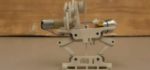 Un robot minimaliste qui se déplace en sautant sur le modèle animal