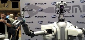 Robbie : Le robot manipulateur impressionnant de DARPA
