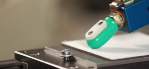 Une peau artificielle pour que les robots ressentent la sensation de toucher