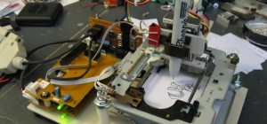 DIY : Fabriquer une imprimante matricielle avec des lecteurs de disquettes