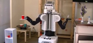 Comment un robot peut bouger un objet sur un plateau sans le renverser ?