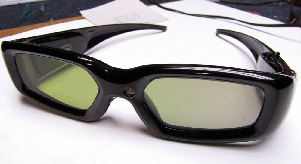 DIY : Transformer des lunettes 3D en lunettes de soleil automatique