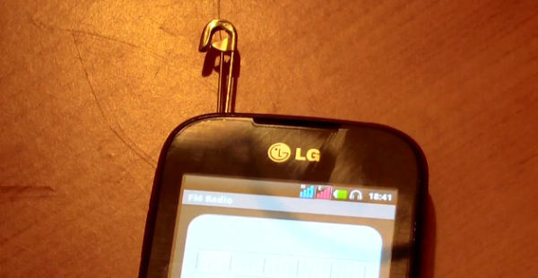 hack-comment-ecouter-la-radio-sur-votre-smartphone-sans-ecouteur