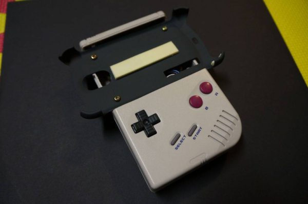 diy-transformer-une-gameboy-en-controleur-de-jeu-pour-android-02