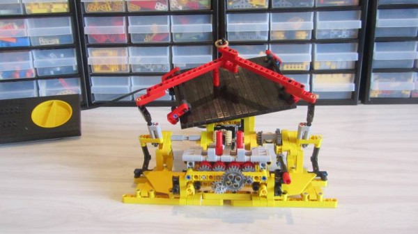 une-machine-spirograph-a-base-de-lego-technic