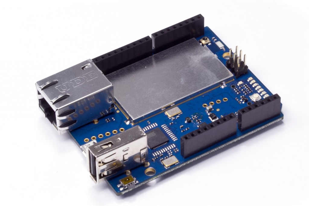 Arduino Yùn : Une nouvelle carte officielle qui combine Arduino, WIFI et Linux.