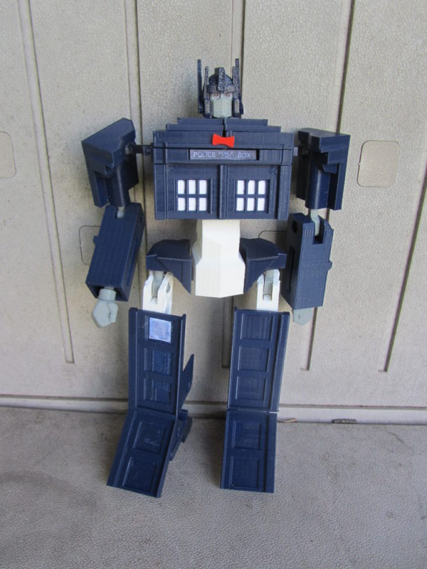un-tranformer-tardis-realise-a-limprimante-3d-03