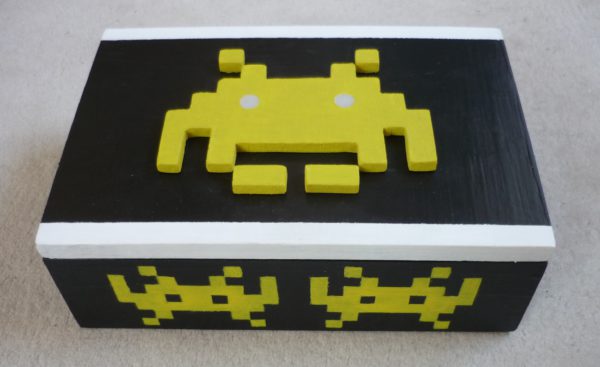Boîte SpaceInvaders fermée