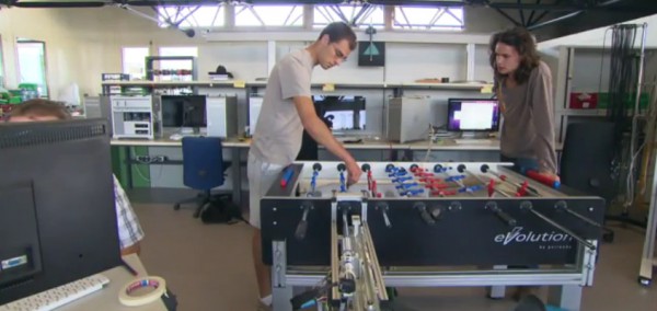 projet-le-robot-champion-de-babyfoot-de-epfl