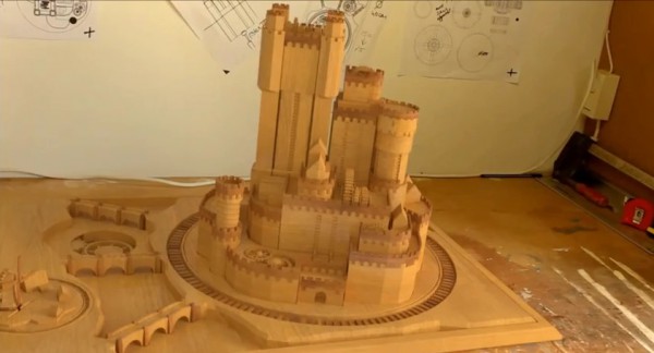 video-un-chateau-qui-se-deploie-comme-dans-game-of-thrones