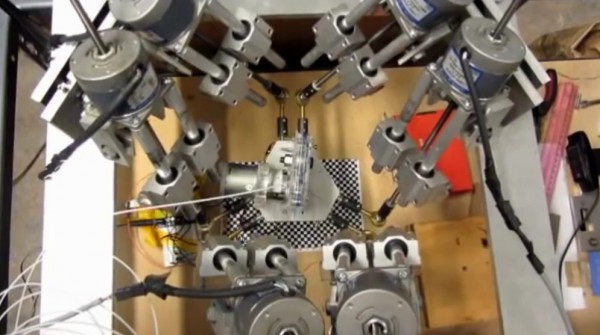 innovation-une-imprimante-3d-6-axes-pour-imprimer-sur-des-surfaces-courbes