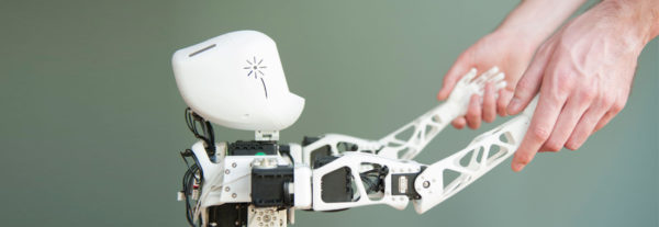 poppy-le-robot-open-source-francais-02