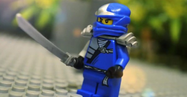 video-un-combat-de-ninja-realise-avec-des-lego-en-stopmotion