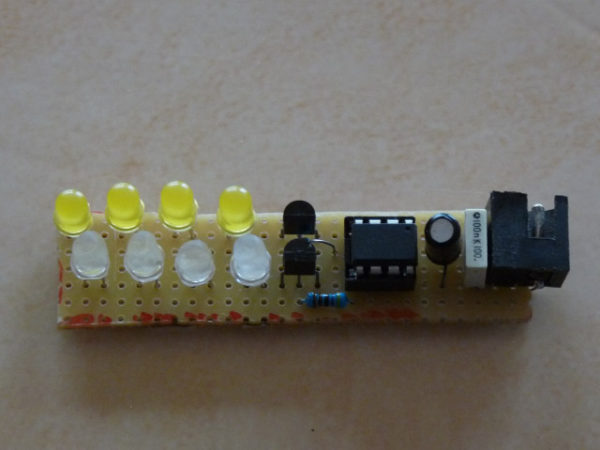 diy-un-simulateur-de-flamme-a-base-attiny-circuit