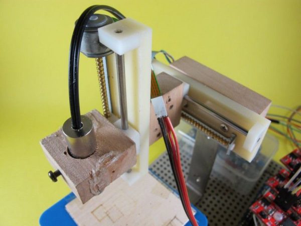 diy-une-petite-machine-de-decoupe-laser-pour-le-papier-02