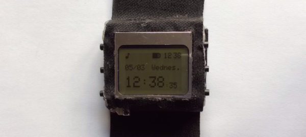 watchduino-une-montre-open-hardware-sous-arduino