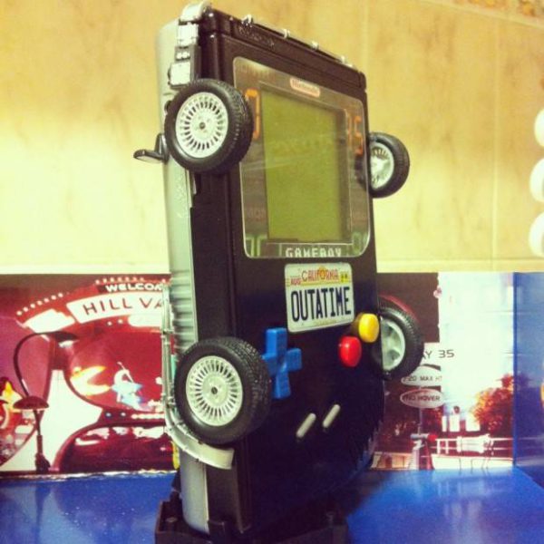 diy-des-sculptures-bien-geek-realisees-avec-des-game-boy-06
