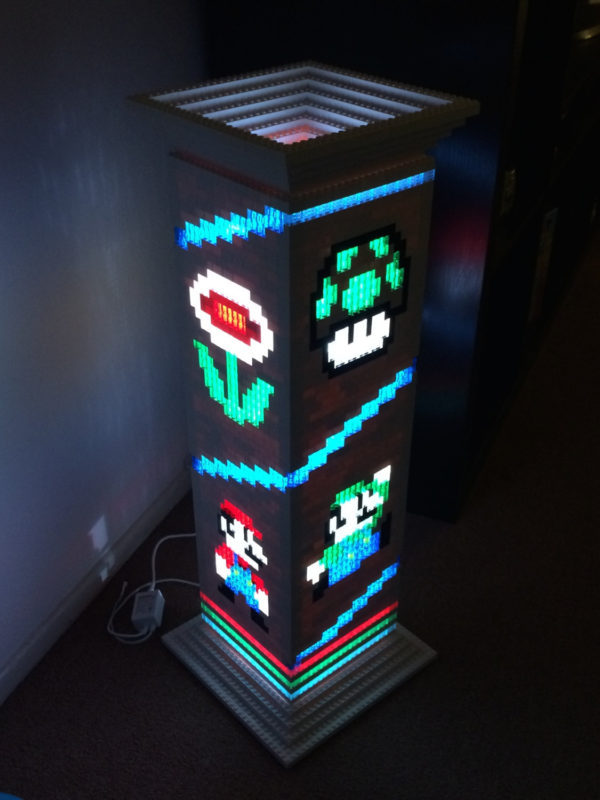 une-lampe-sur-le-theme-de-mario-realise-en-lego-01