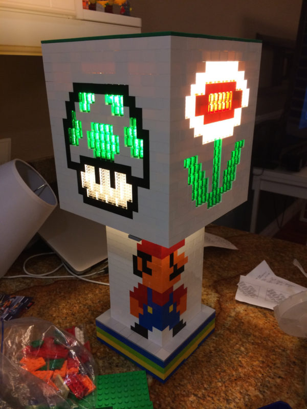 une-lampe-sur-le-theme-de-mario-realise-en-lego-05