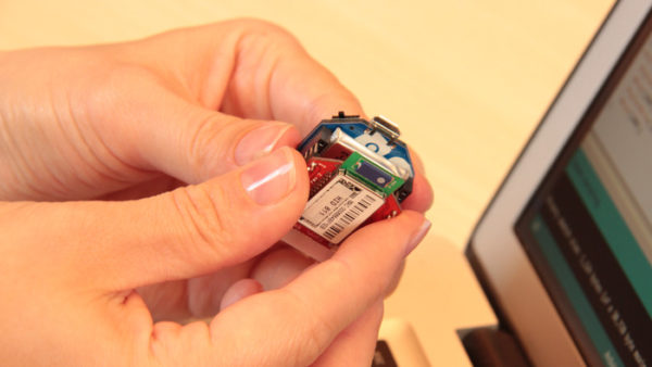 the-airboard-une-petite-carte-compatible-arduino-dediee-aux-objets-connectes-02