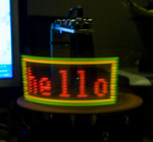 POV : Afficheur à LED Rotatif, à la limite de l'hologramme.