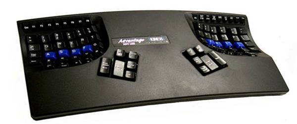 Advantage Kinesis : Un clavier ergonomique bien laid.