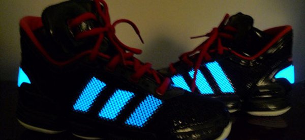 Adidas et Oryon Tech développent des chaussures avec ELastolite EL au look de Tron