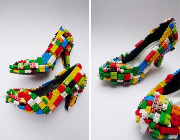 WTF : Des chaussures à talon aiguille en LEGO
