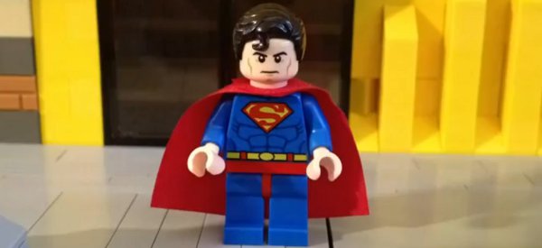 Egos Collide : Une bataille de super héros en LEGO