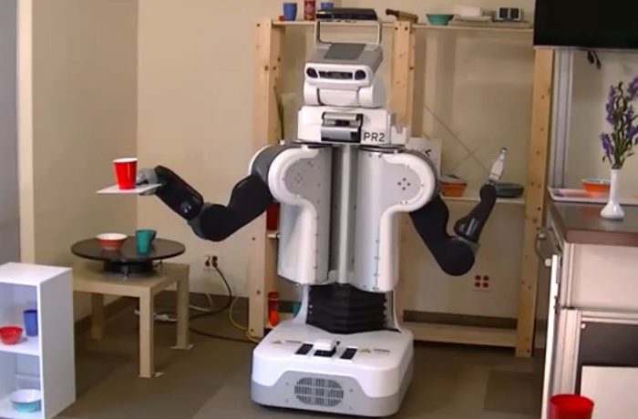 Comment un robot peut bouger un objet sur un plateau sans le renverser ?