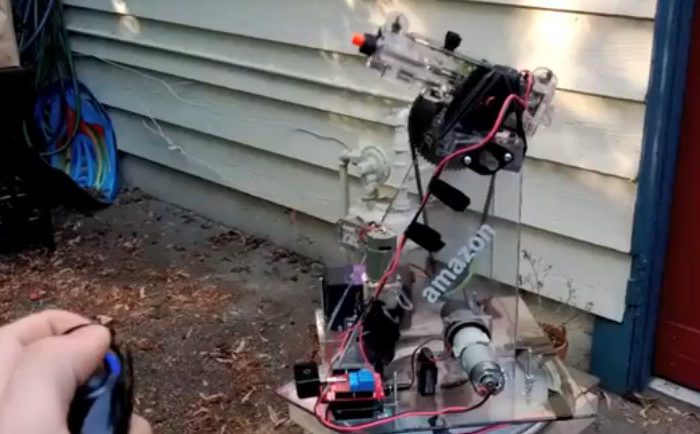DIY : Une tourelle de défense sous Arduino pilotée par un Wii Nunchuck