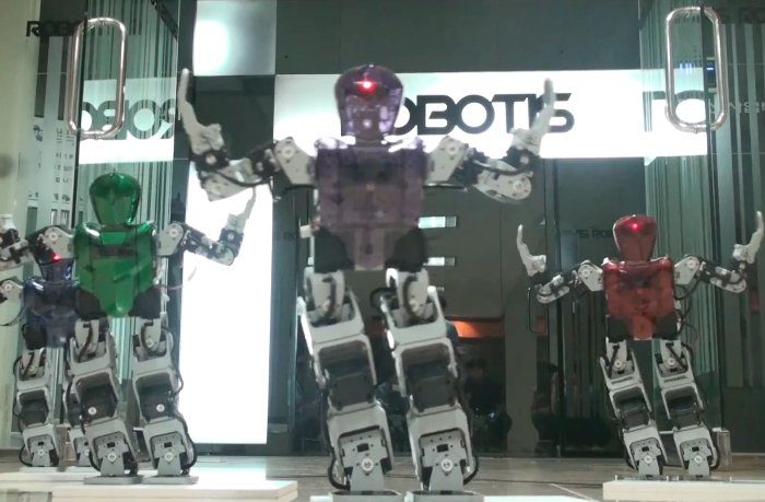Vidéo : une parodie de Gangnam Style réalisé avec des robots Bioloid
