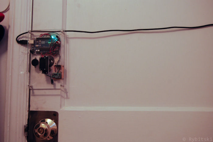DIY : Fabriquer une serrure radio-commandée avec un Arduino UNO