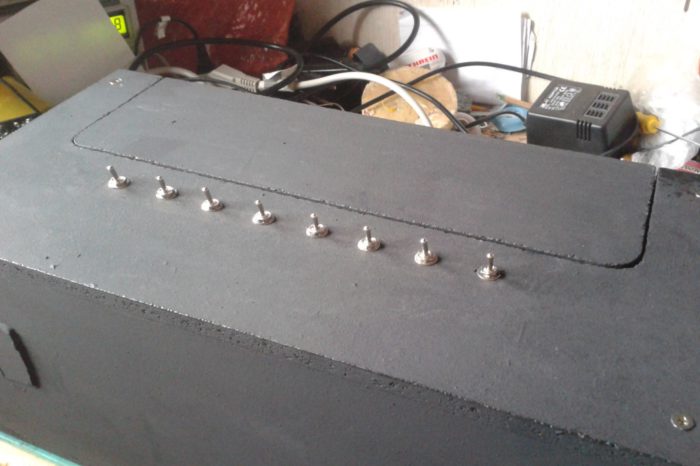 DIY : La machine la plus inutile du monde en version 8 bits
